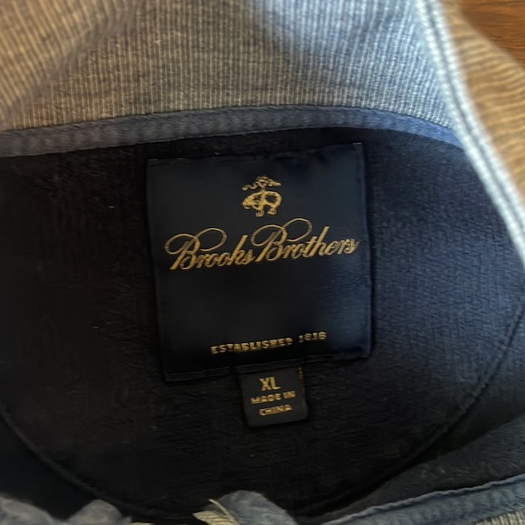 Brooks Brothers 1/4 Zip - Picture 3 of 4